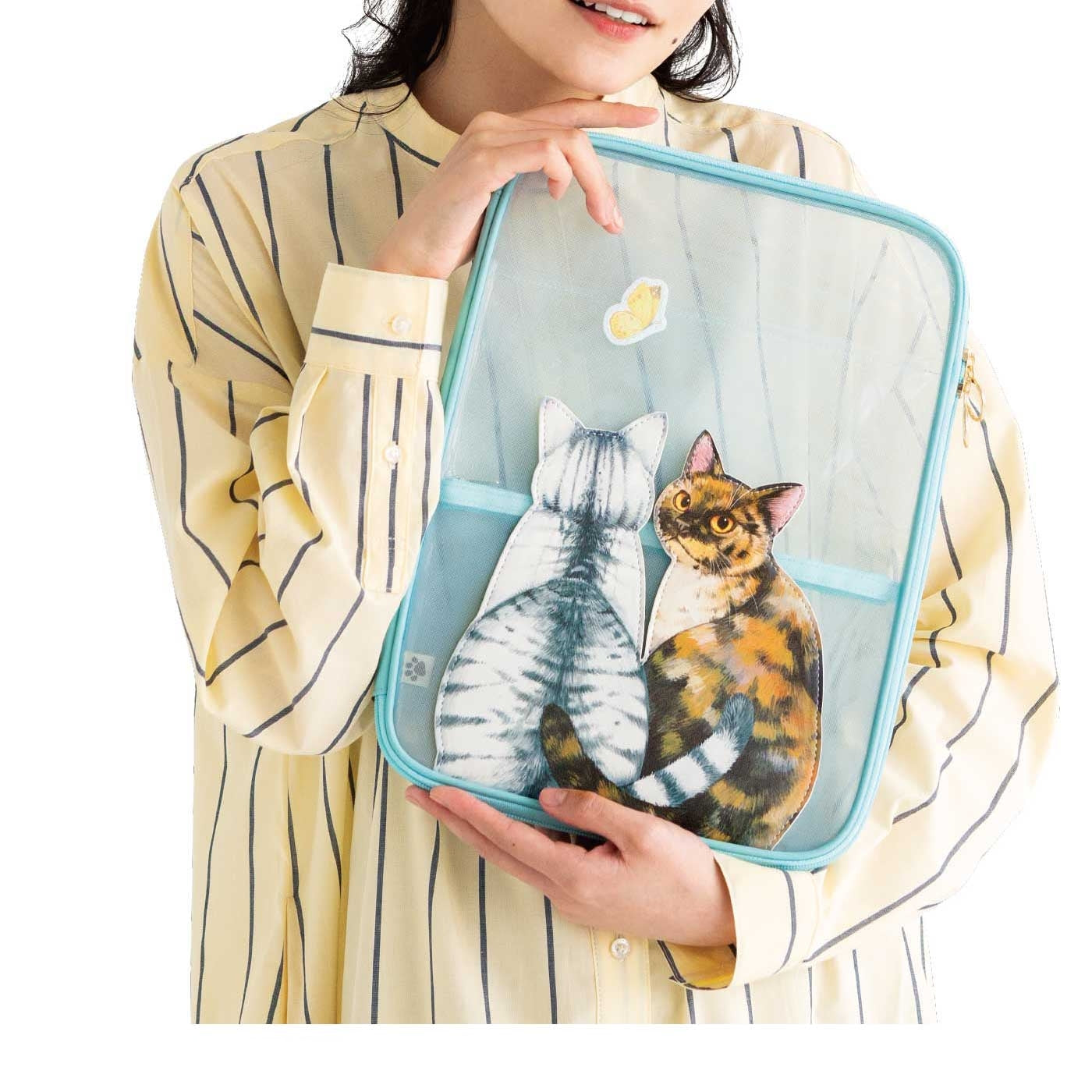 Does your cat enjoy gazing out of the window? - A4 File Pouch