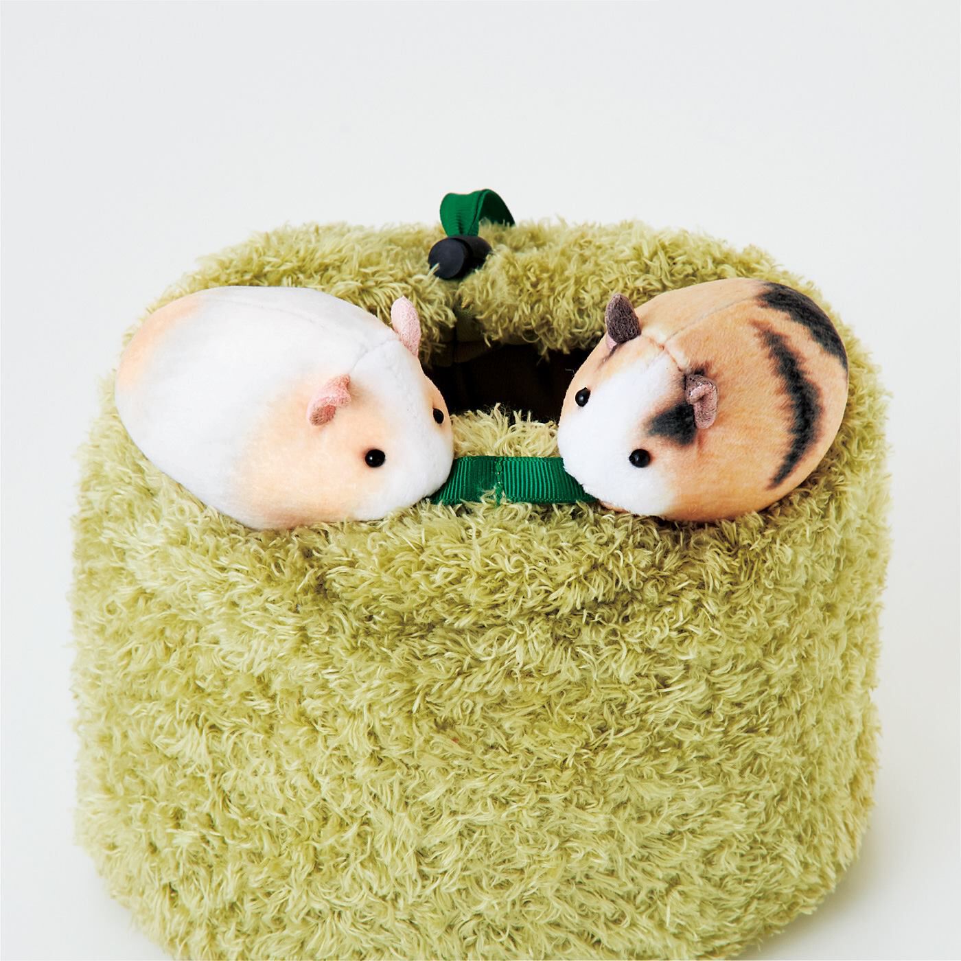 Enchanting Hamster Meadow Drawstring Bag – Where Timid Nibbles Turn into Adorable Kisses!